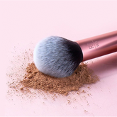 Ultra Plush Powder Makeup Brush - MazenOnline